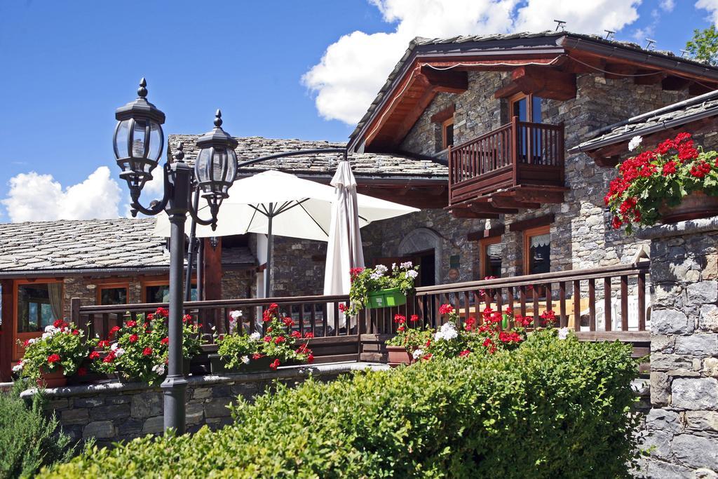 Hotel Les Combes La Salle Zewnętrze zdjęcie