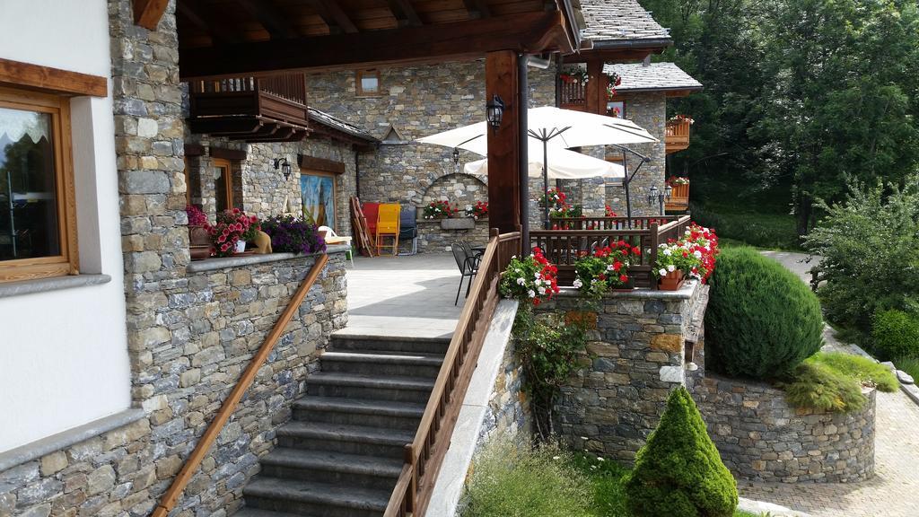 Hotel Les Combes La Salle Zewnętrze zdjęcie