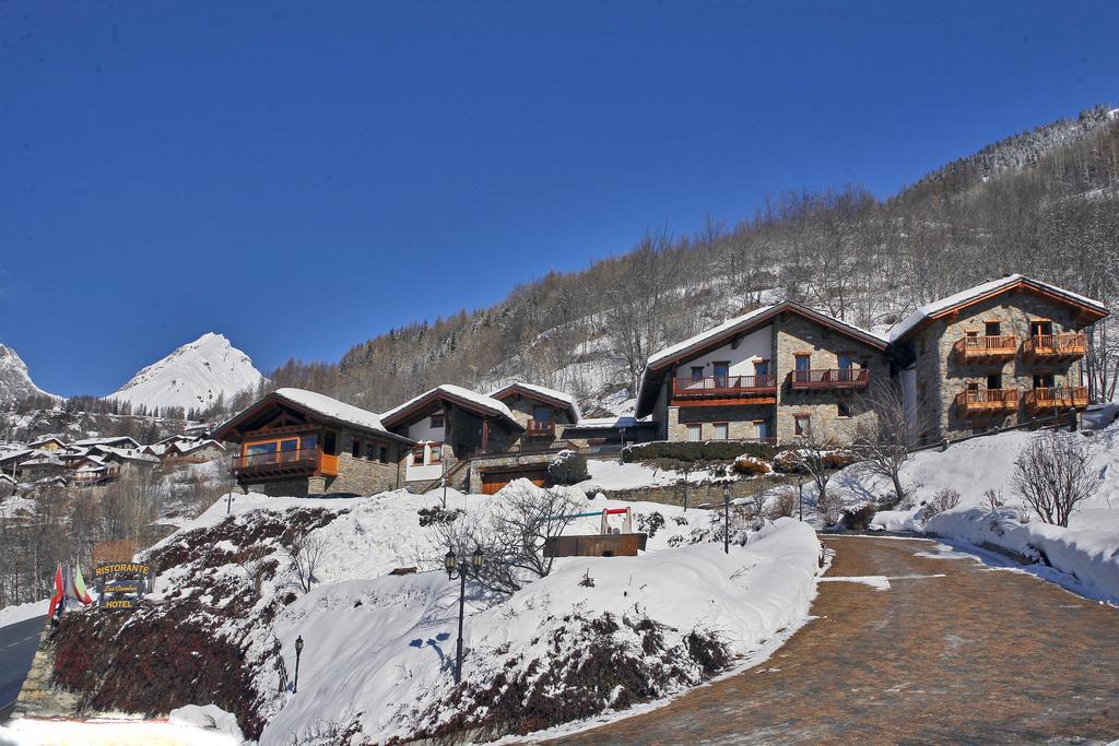 Hotel Les Combes La Salle Zewnętrze zdjęcie